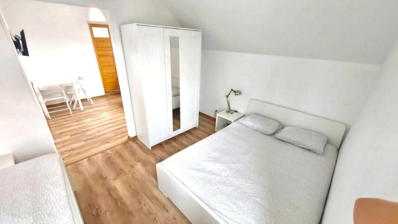 B&B Fajne Miejsce Łeba Exteriör bild